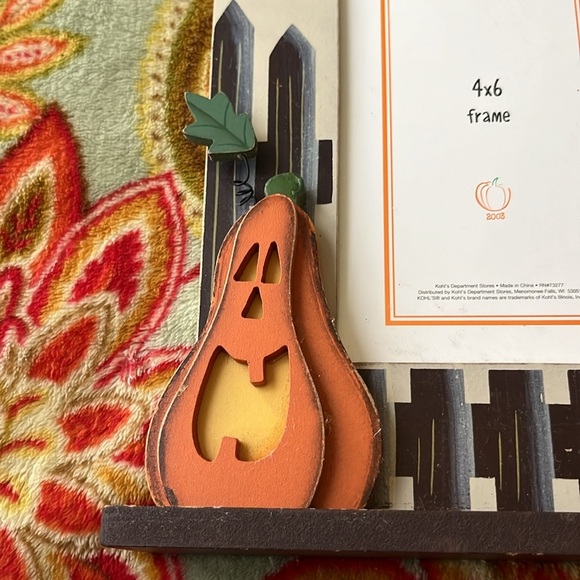 Vintage fall picture frame 🖤 - Picture 3 of 7